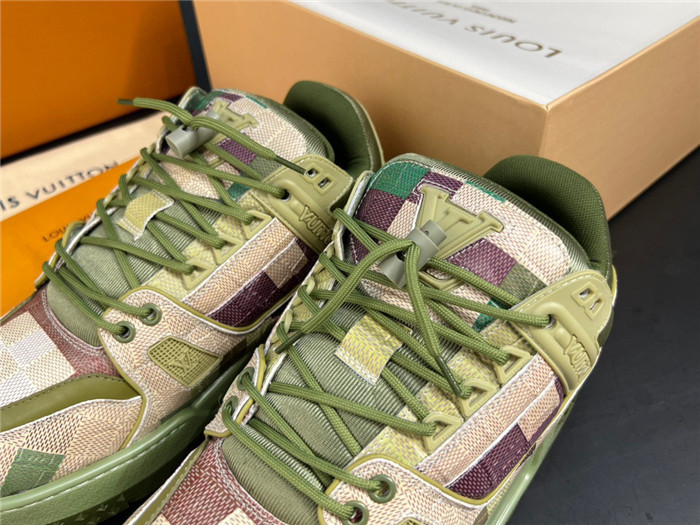 lovt sneaker