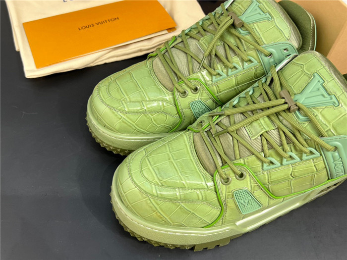 lovt sneaker