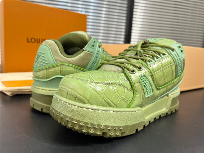 lovt sneaker