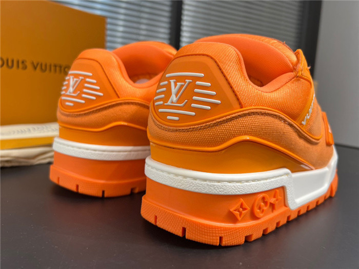 lovt sneaker