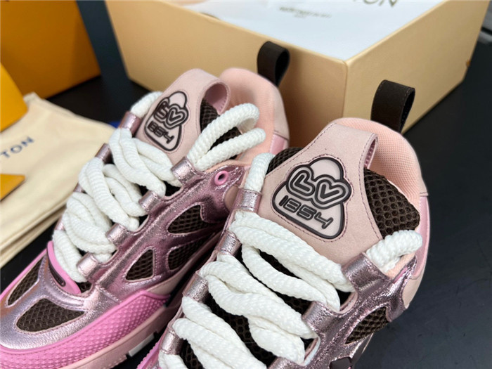 lovt sneaker