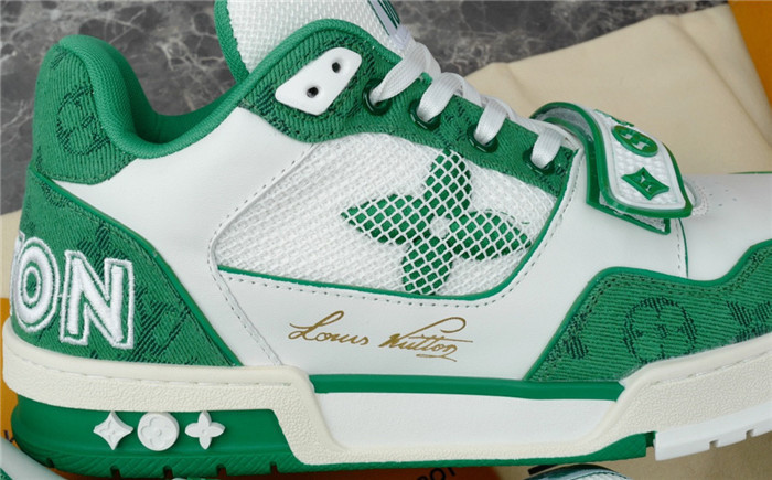 lovt sneaker