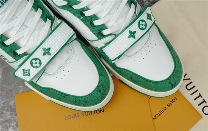 lovt sneaker