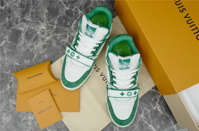 lovt sneaker