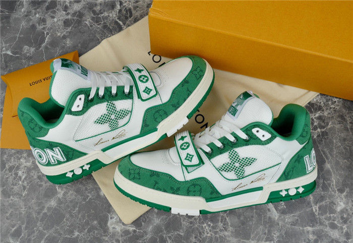 lovt sneaker