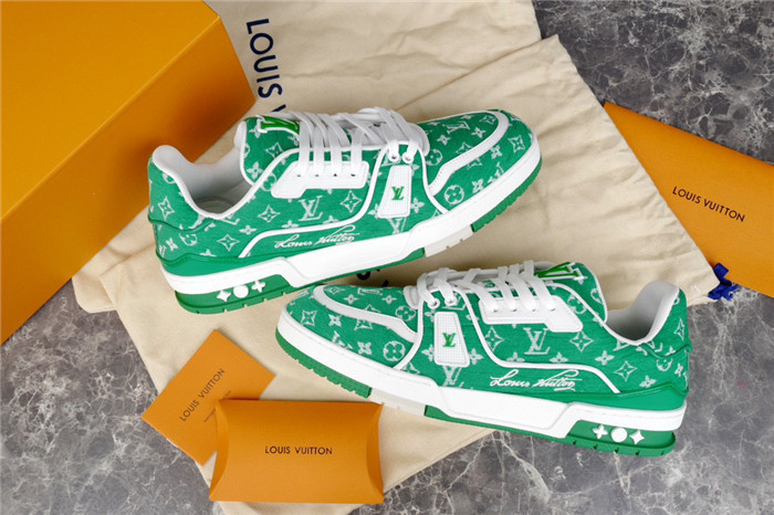 lovt sneaker
