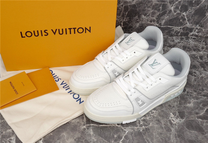 lovt sneaker