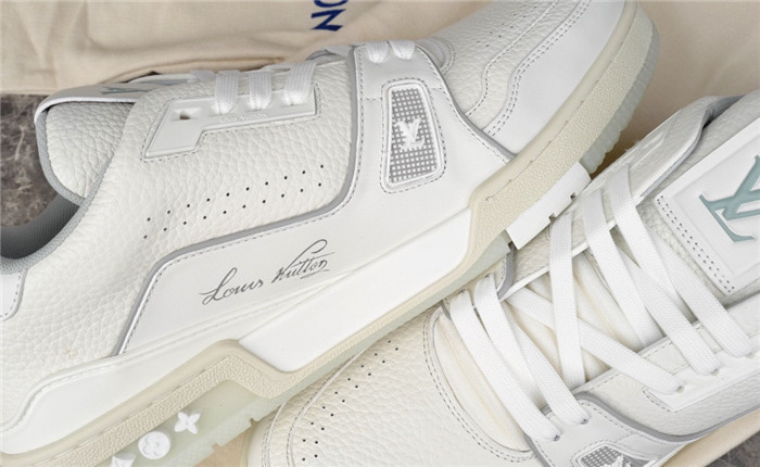 lovt sneaker