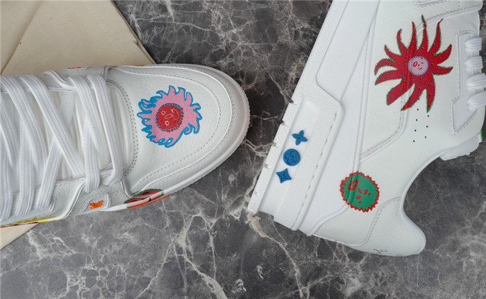 lovt sneaker