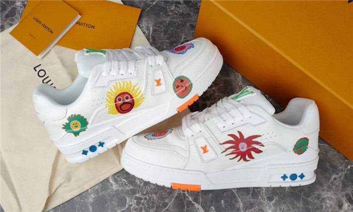lovt sneaker