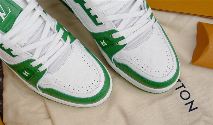 lovt sneaker