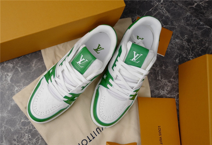 lovt sneaker