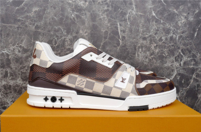 lovt sneaker