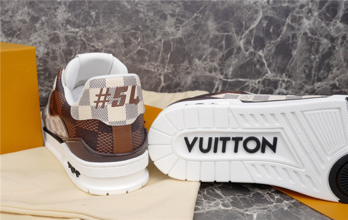 lovt sneaker