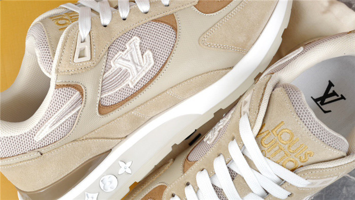 lovt sneaker