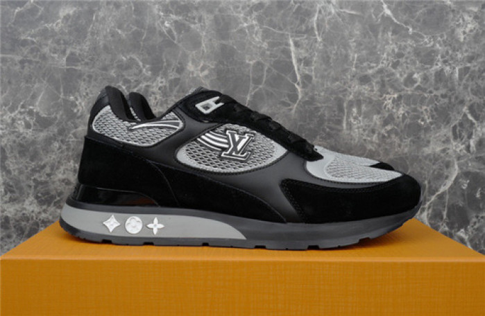 lovt sneaker