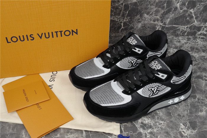 lovt sneaker