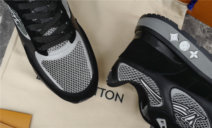 lovt sneaker
