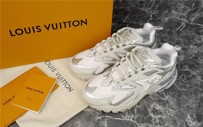 lovt sneaker