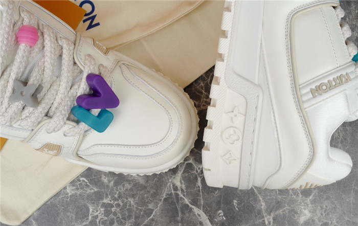 lovt sneaker