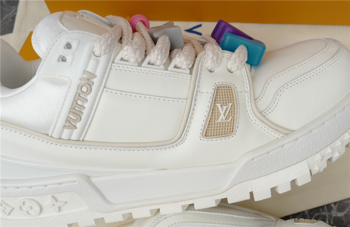 lovt sneaker