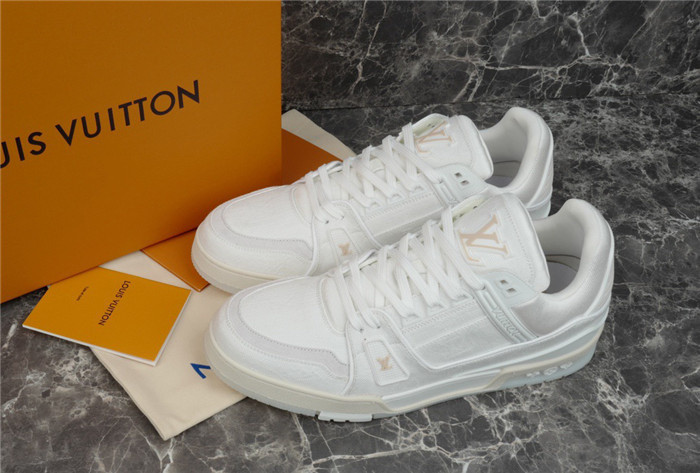 lovt sneaker