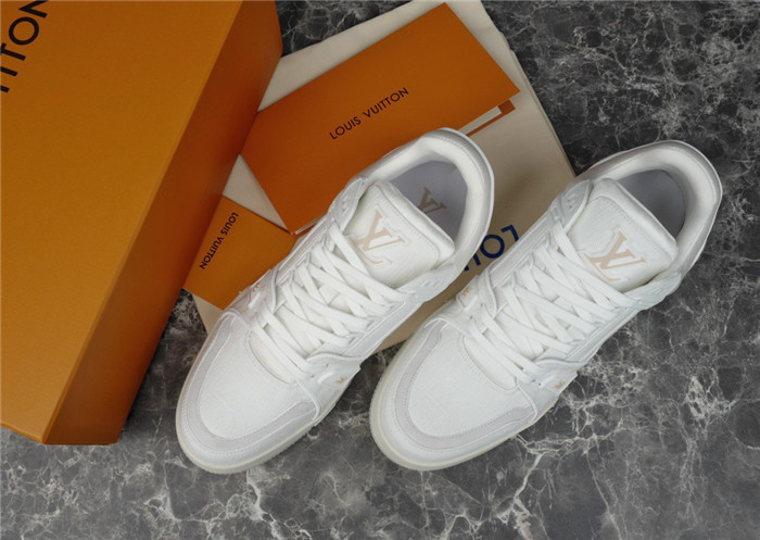 lovt sneaker