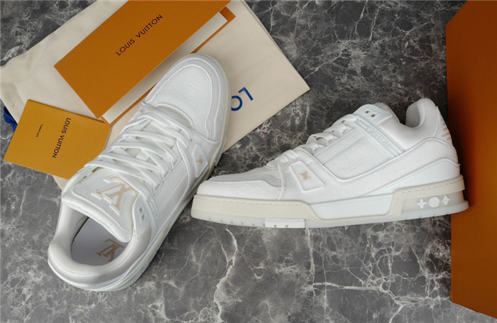 lovt sneaker