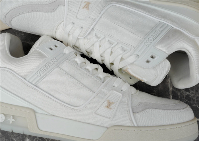 lovt sneaker