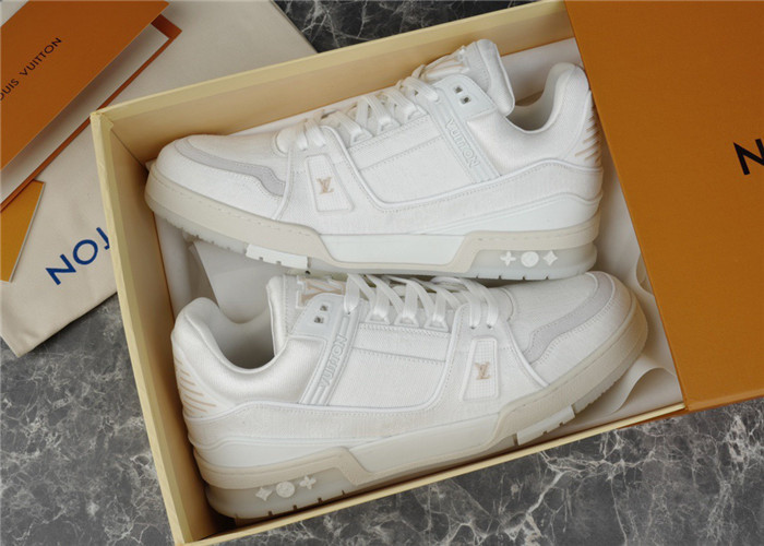 lovt sneaker