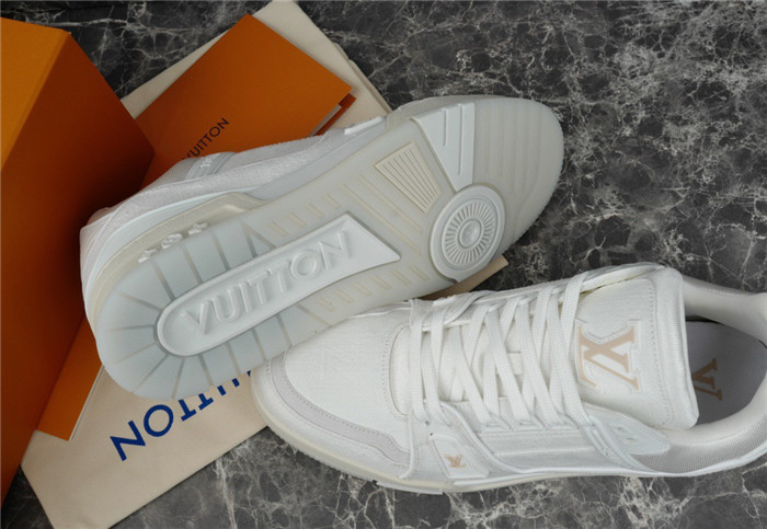 lovt sneaker