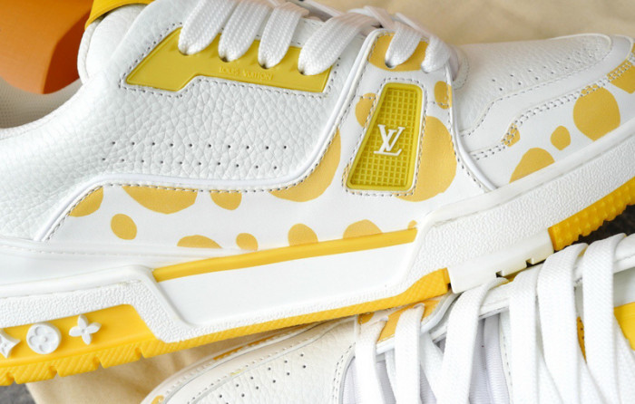 lovt sneaker