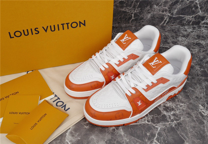 lovt sneaker