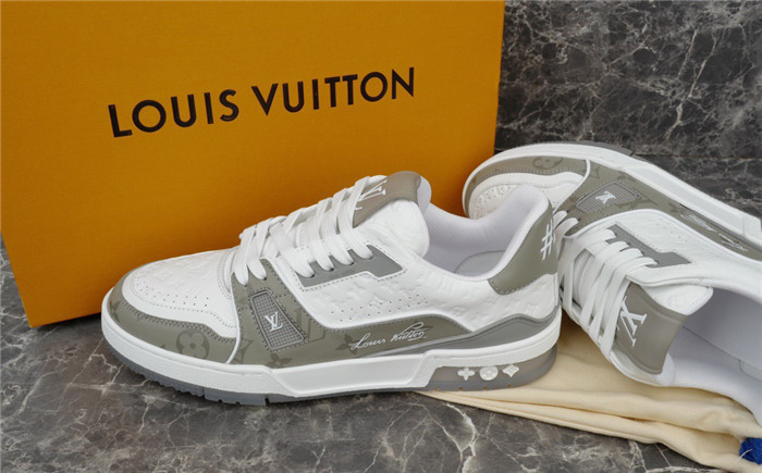 lovt sneaker