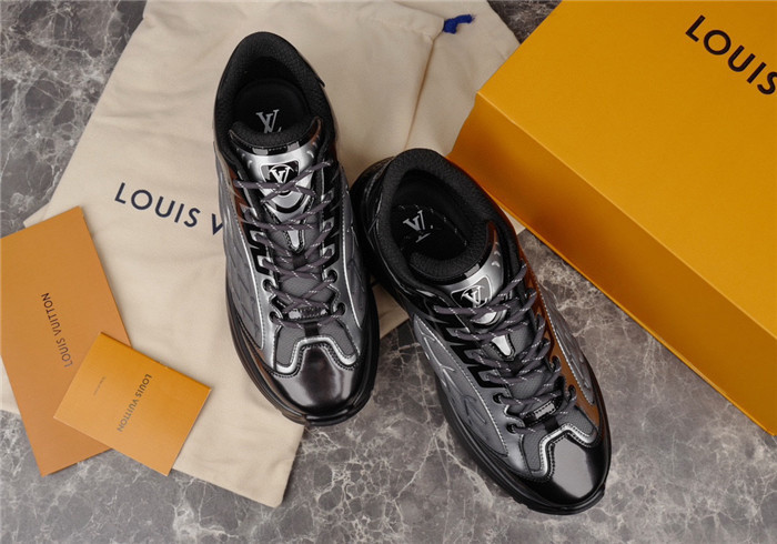 lovt sneaker