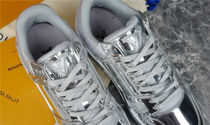 lovt sneaker