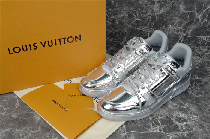 lovt sneaker
