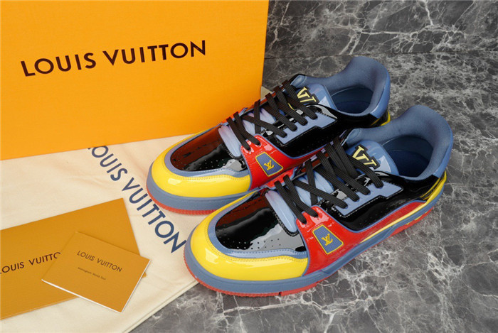 lovt sneaker