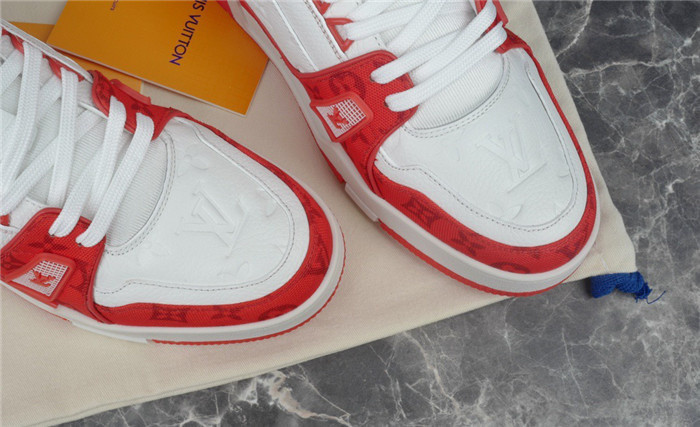 lovt sneaker