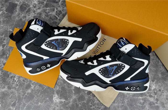 lovt sneaker