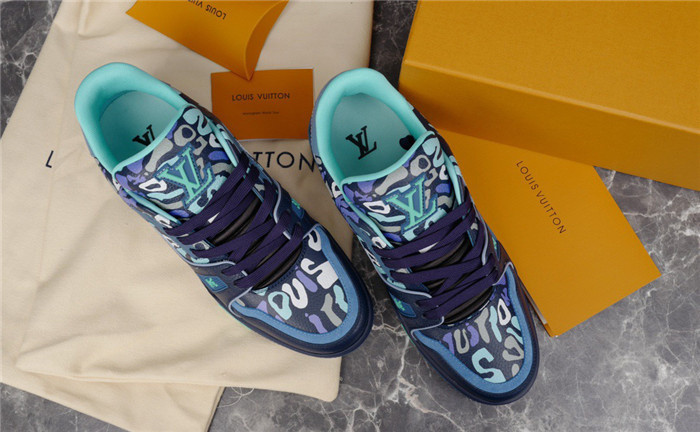 lovt sneaker