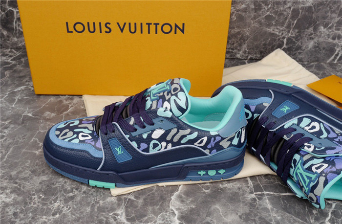 lovt sneaker