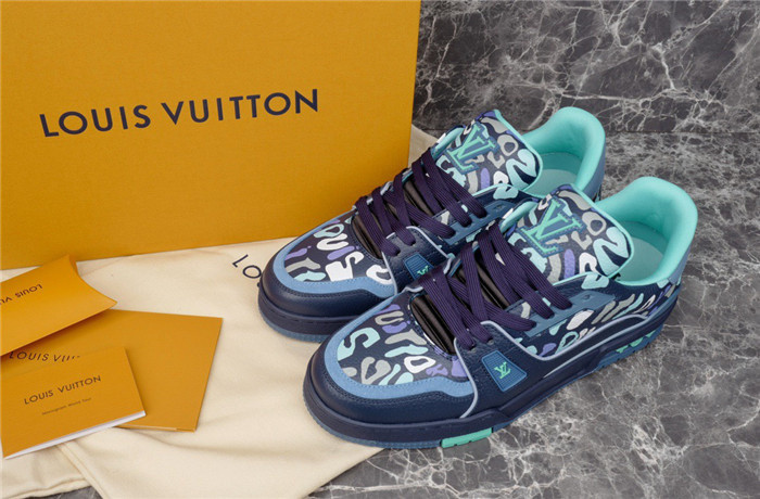 lovt sneaker