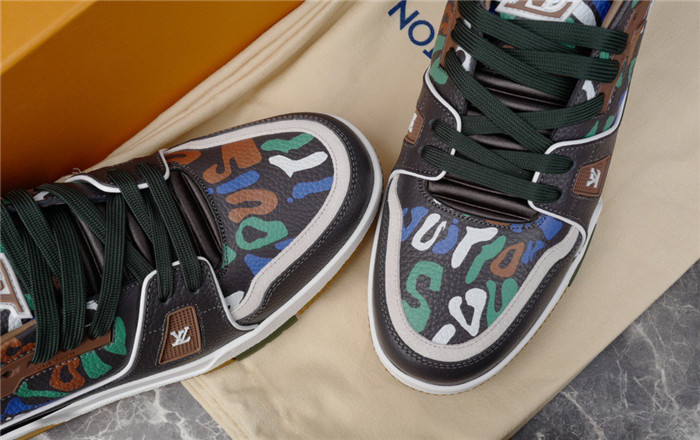 lovt sneaker