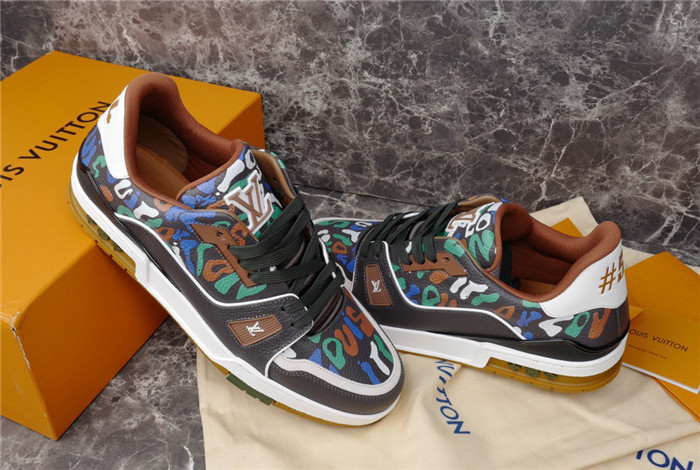 lovt sneaker