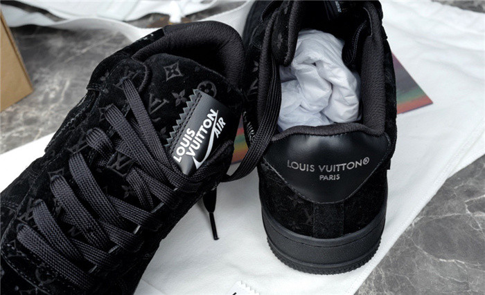 lovt sneaker