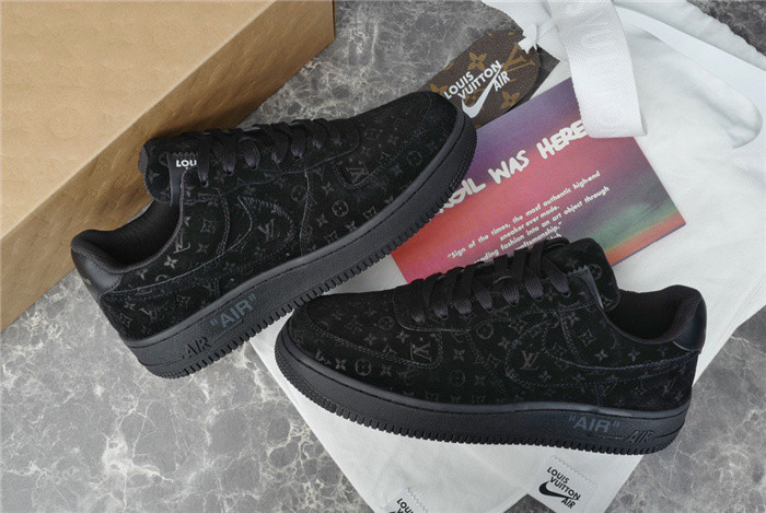 lovt sneaker