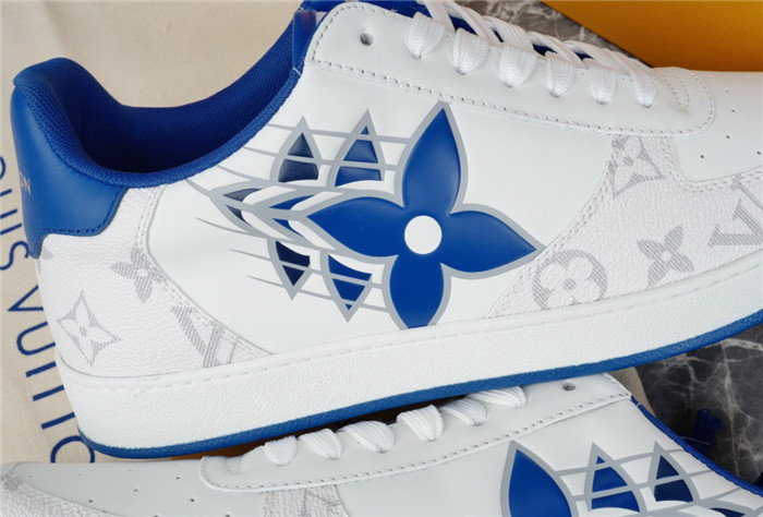 lovt sneaker