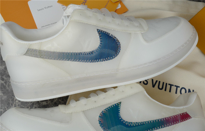lovt sneaker