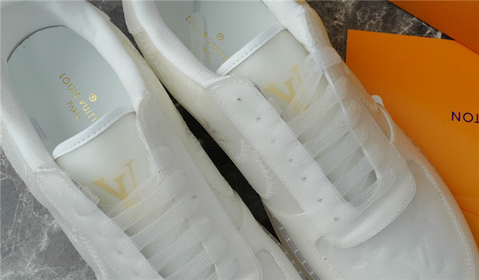lovt sneaker